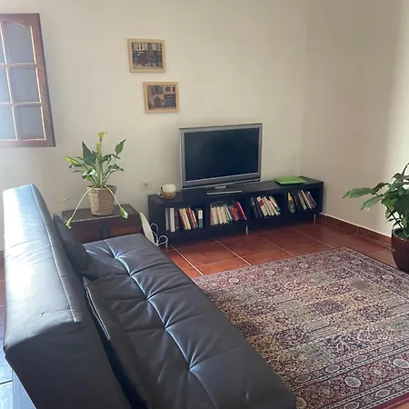 Casa, Avenida Vegas *
