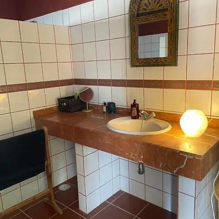 Casa, Avenida Vegas * טינאחו