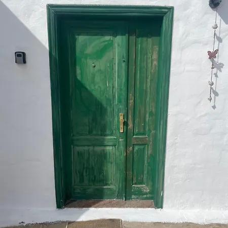 Casa, Avenida Vegas *